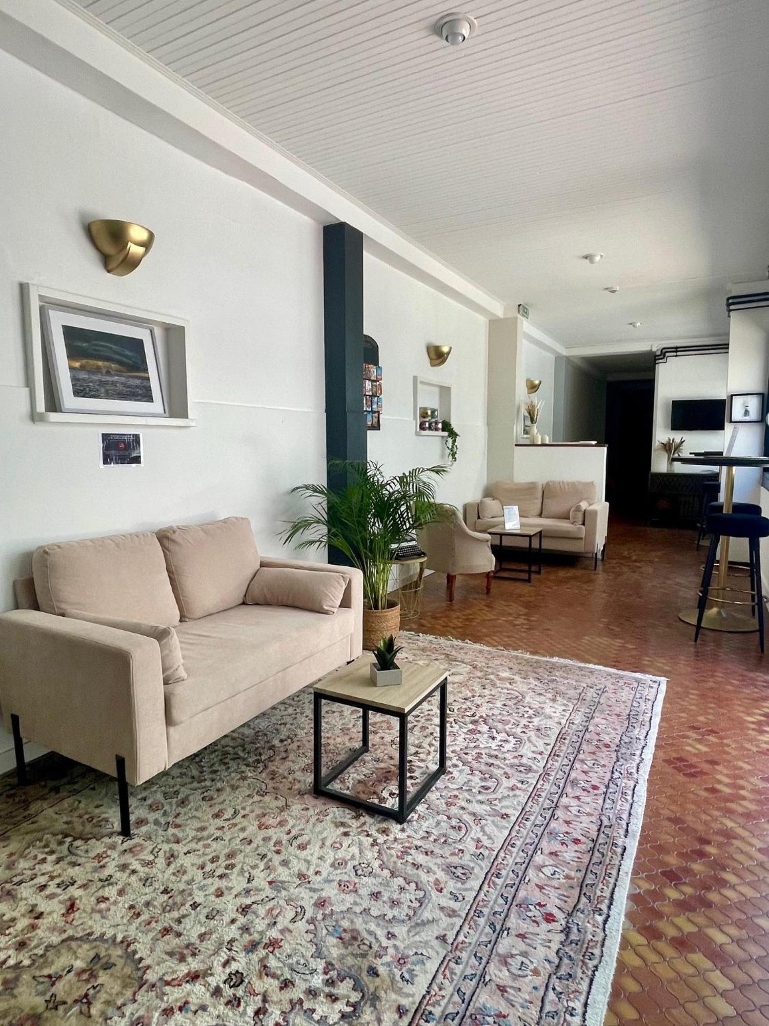 לה רושל Hotel De Paris מראה חיצוני תמונה
